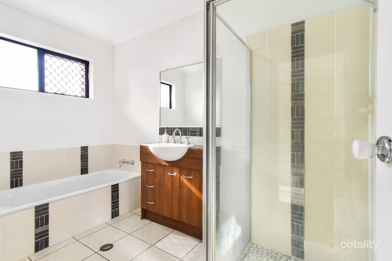 16 Montserrat Cres, Caloundra West, QLD 4551