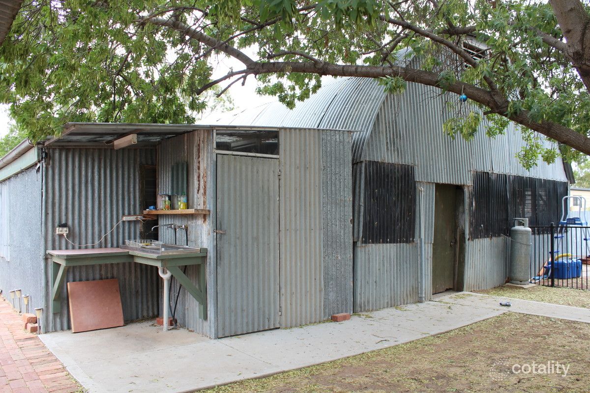 19 Nyang St, Moulamein, NSW 2733