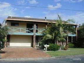 9 Monica Pl, Lake Cathie, NSW 2445