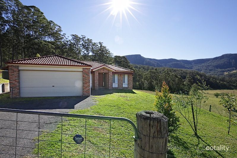 28 Glenayar Rd, Barrengarry, NSW 2577