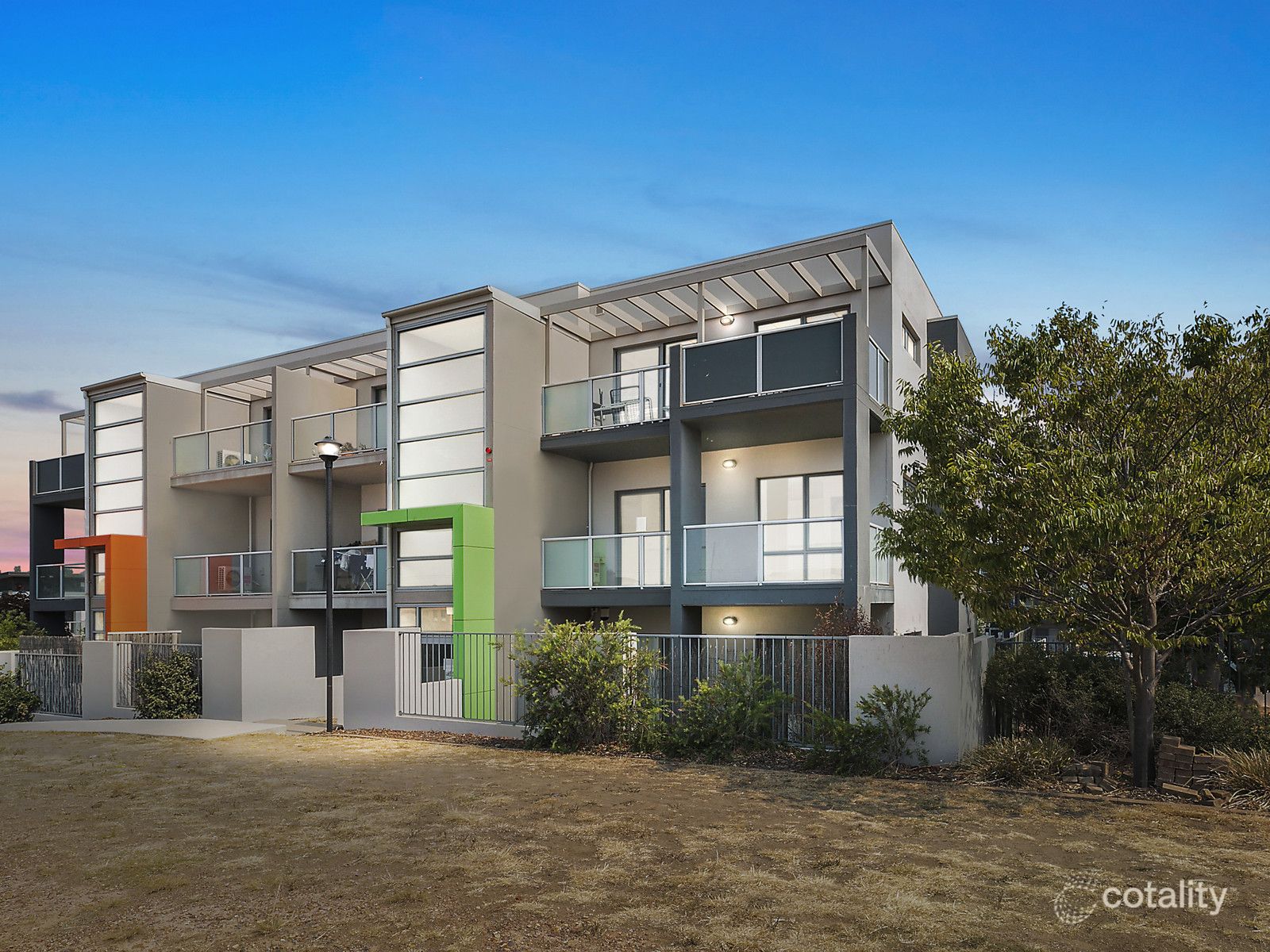 55/75 Elizabeth Jolley Cres, Franklin, ACT 2913