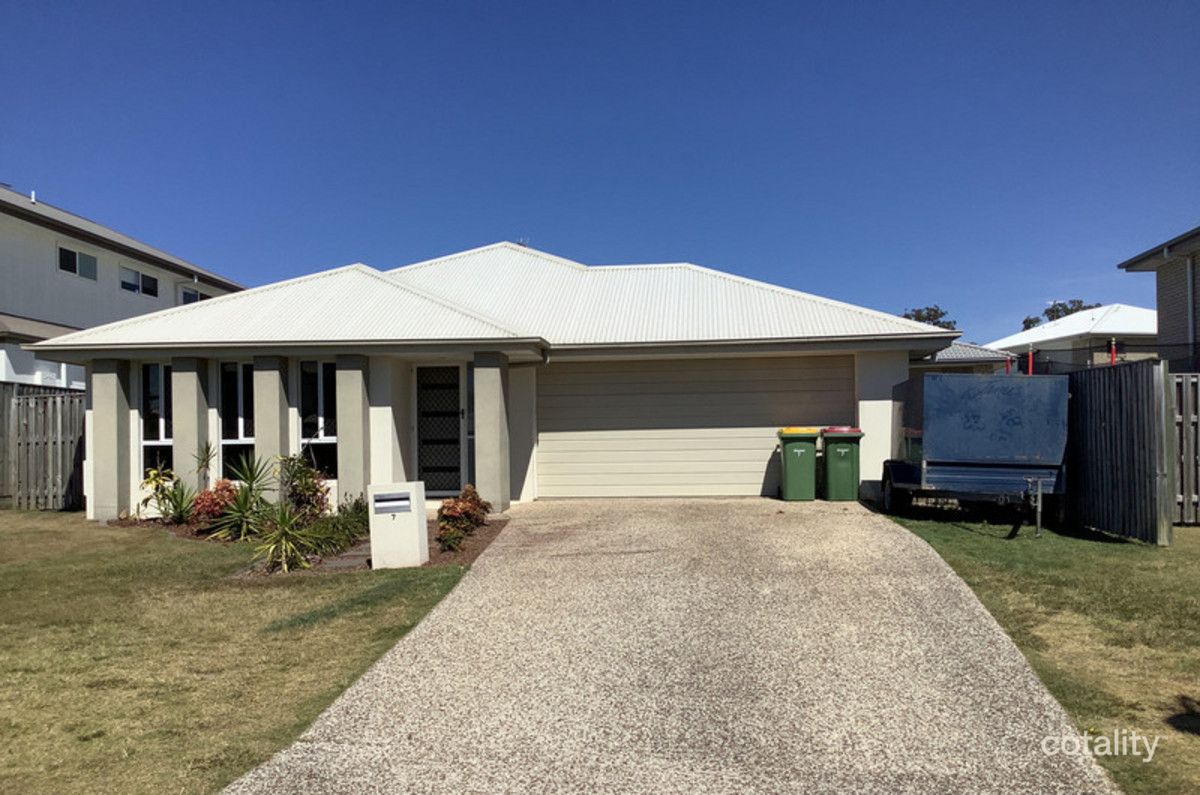 7 Penfolds Cl, Pimpama, QLD 4209