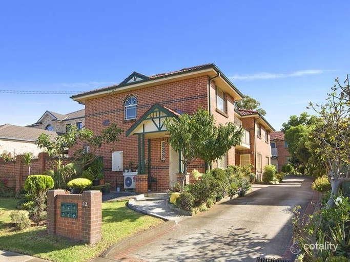 2/12 Prairie Vale Rd, Bankstown, NSW 2200