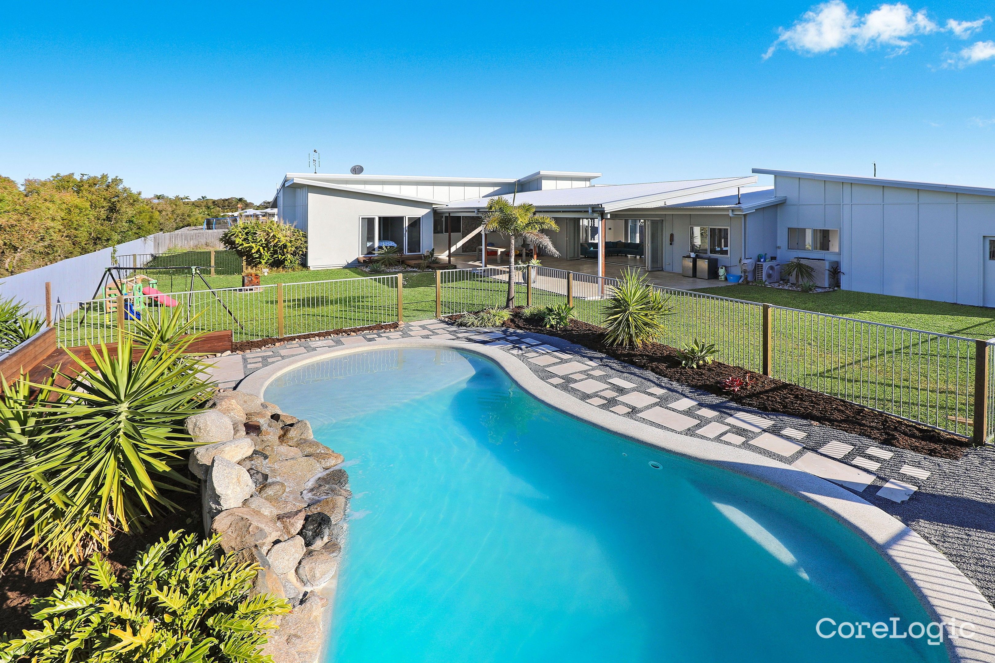 15-23 Surfrider Pl, Mudjimba, QLD 4564