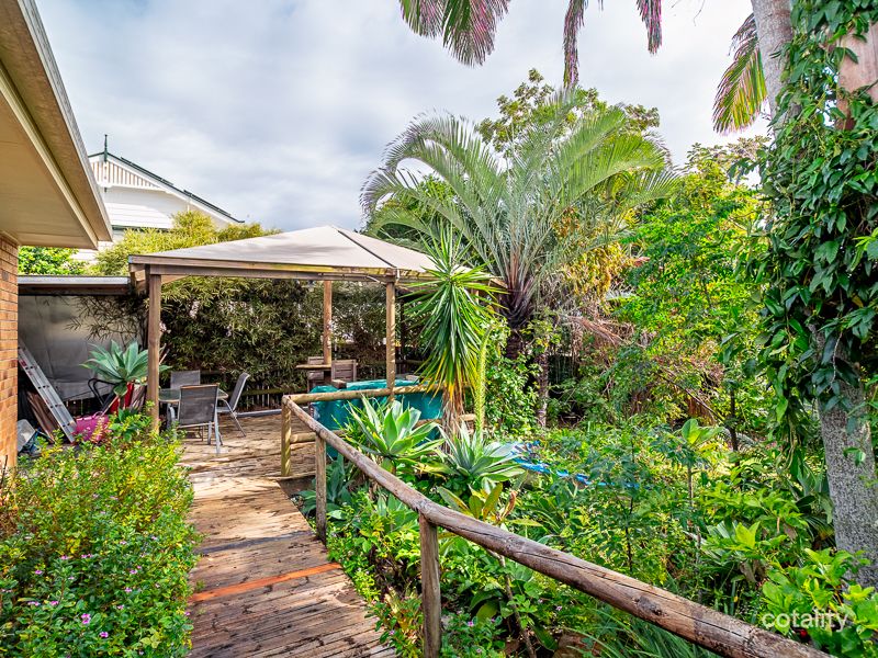 12 Annette St, Dundowran Beach, QLD 4655