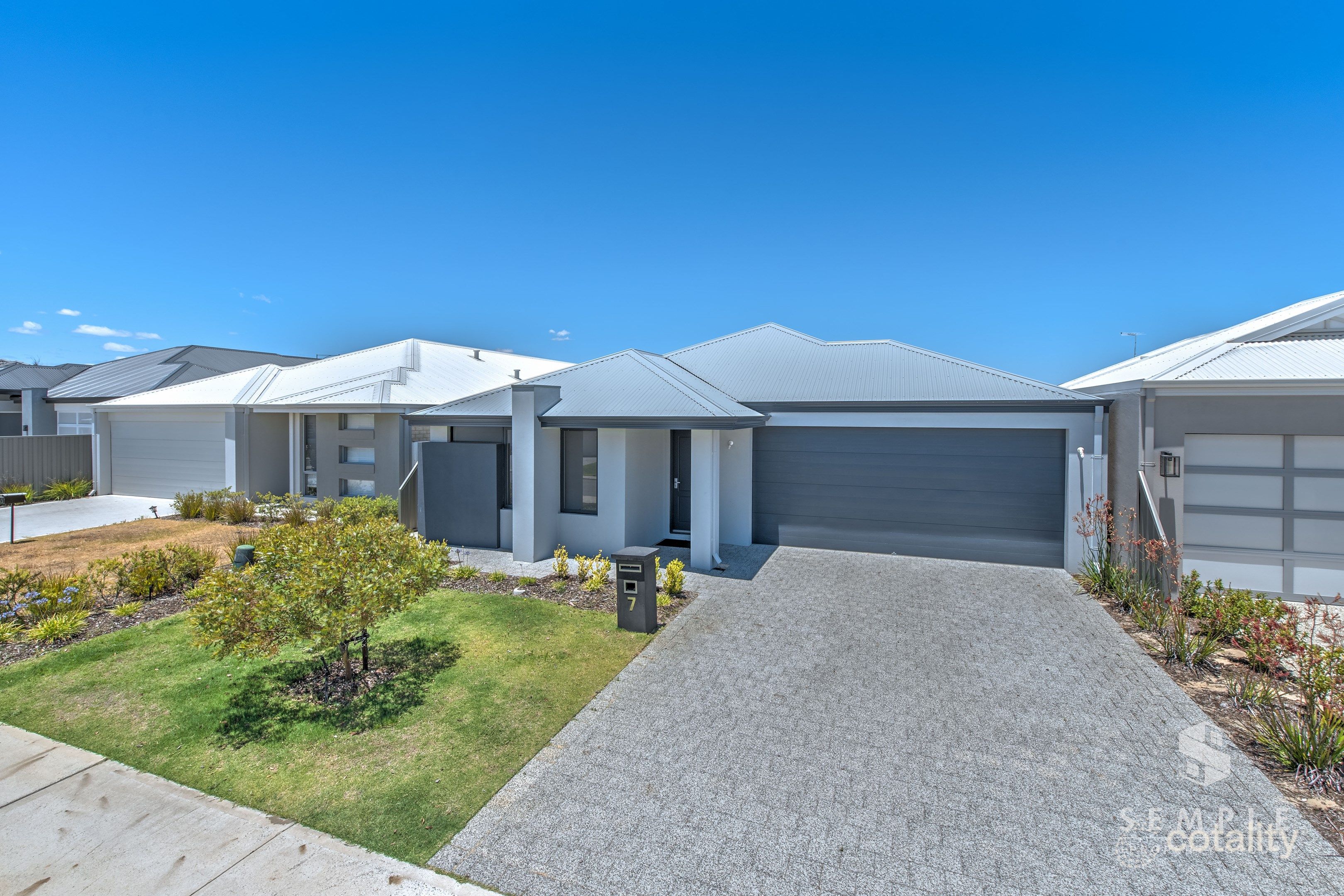 7 Cascade Rd, Wandi, WA 6167