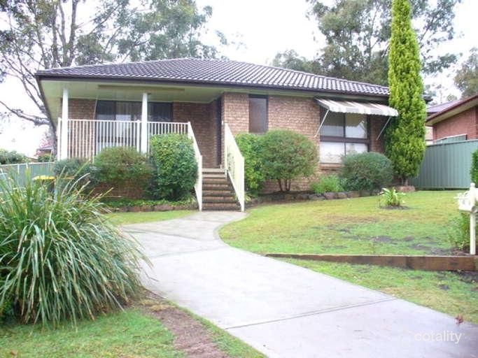 4 Roselle Cl, Rutherford, NSW 2320