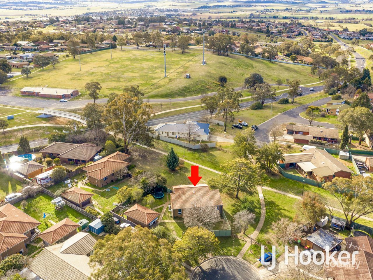 52 Kelloshiel Cl, West Bathurst, NSW 2795
