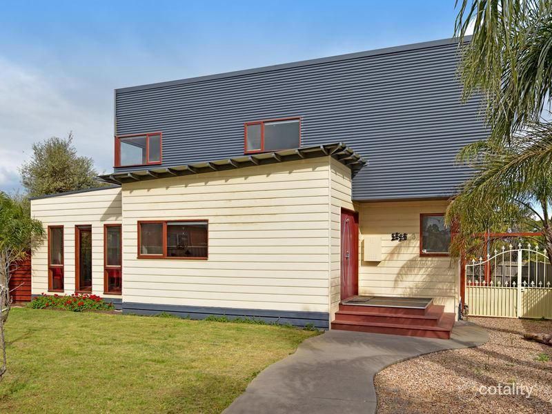 3 Calk Tce, St Leonards, VIC 3223