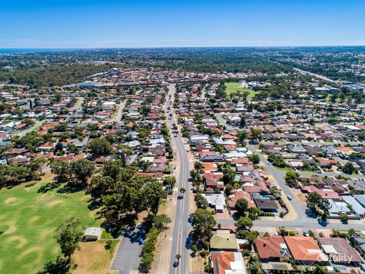 122a Glengarry Dr, Duncraig, WA 6023