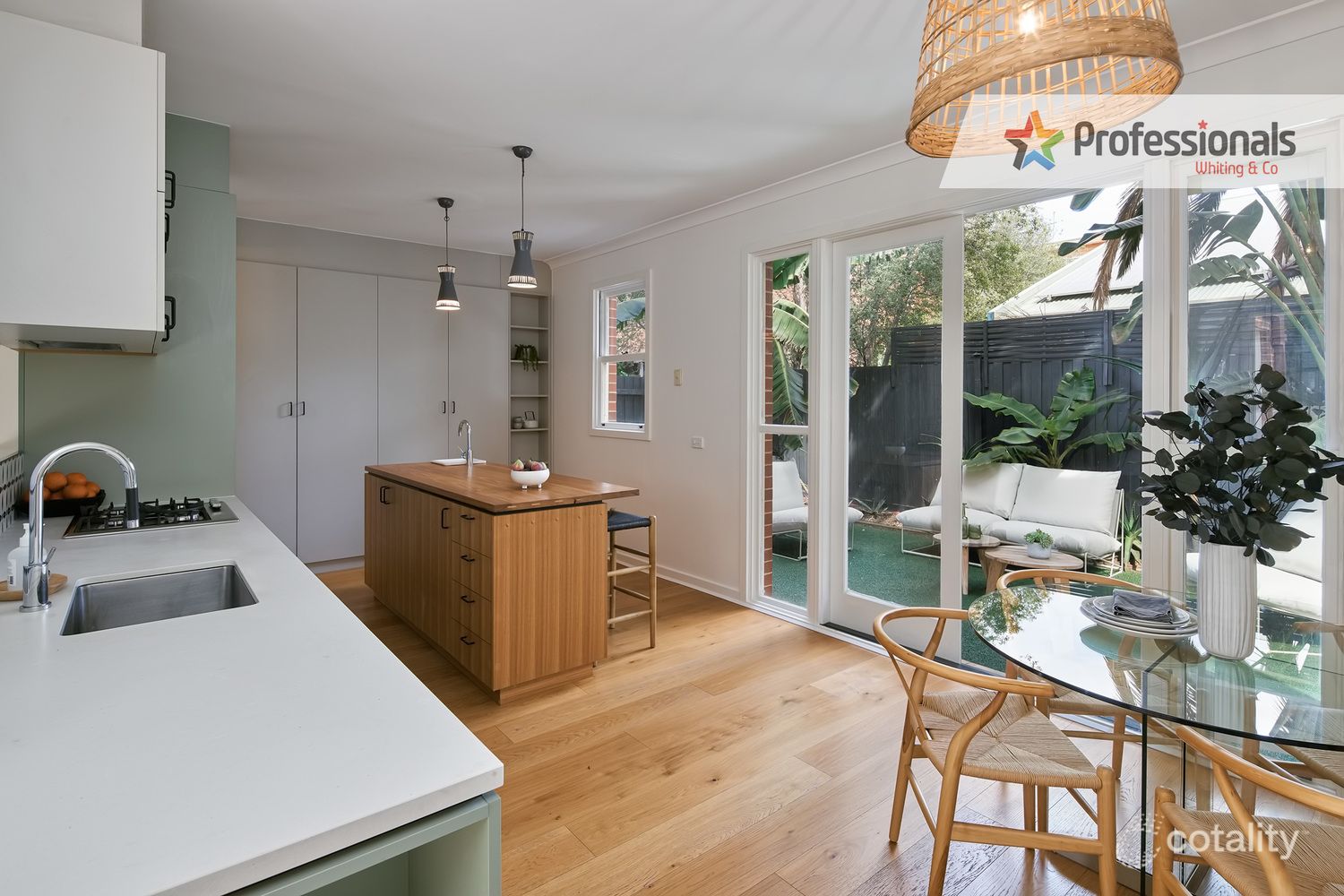 4/33 Tennyson St, Elwood, VIC 3184