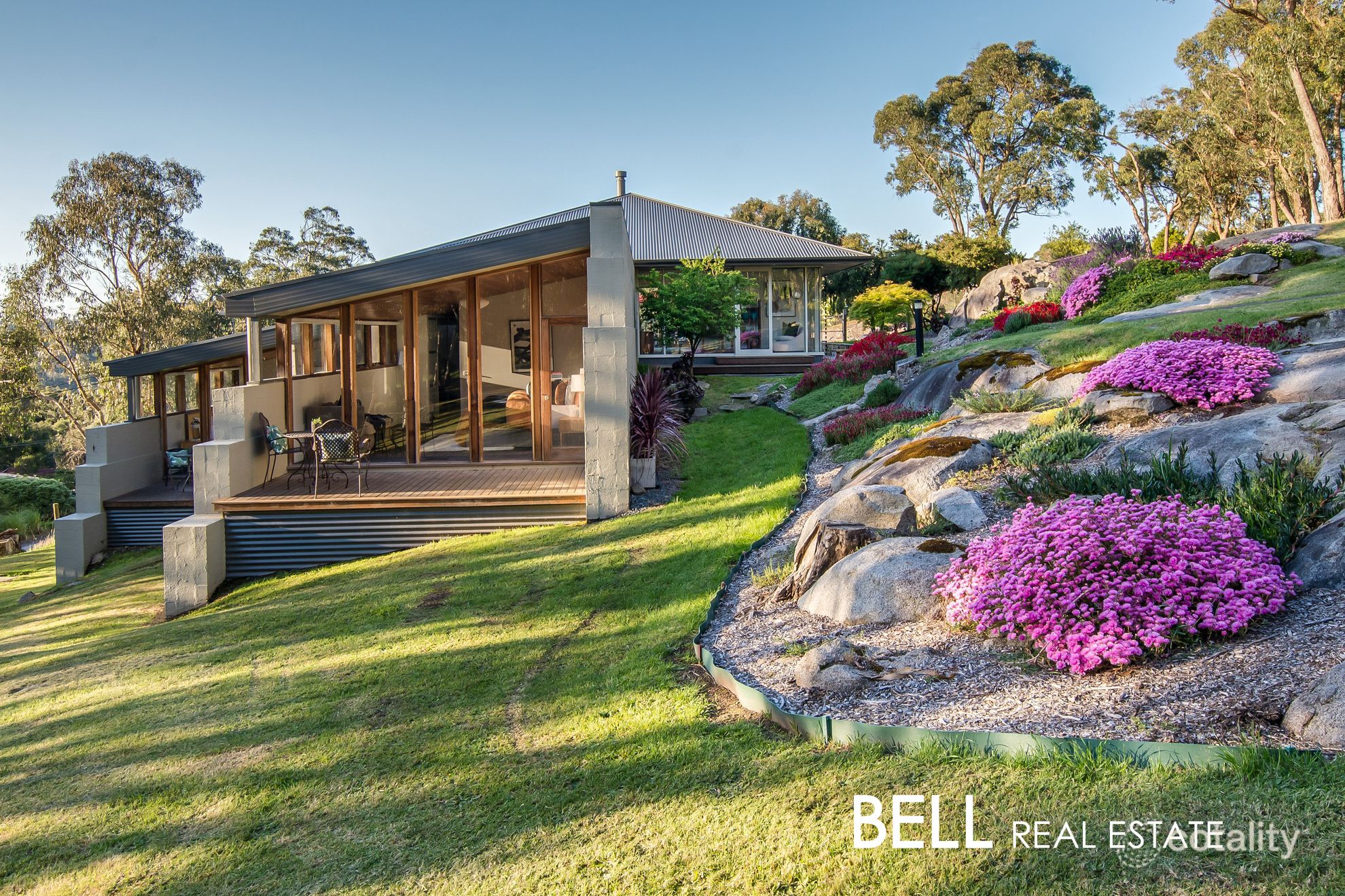 106 Mt Morton Rd, Belgrave Heights, VIC 3160