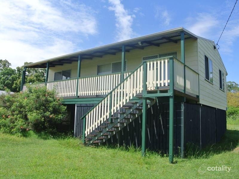 32 Woomera St, Russell Island, QLD 4184