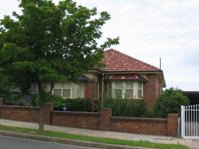 31 Woodstock St, Mayfield, NSW 2304