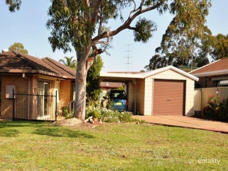 11 Jane Cl, Lake Haven, NSW 2263