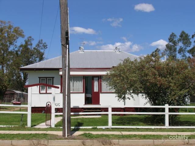 97 East St, Clifton, QLD 4361