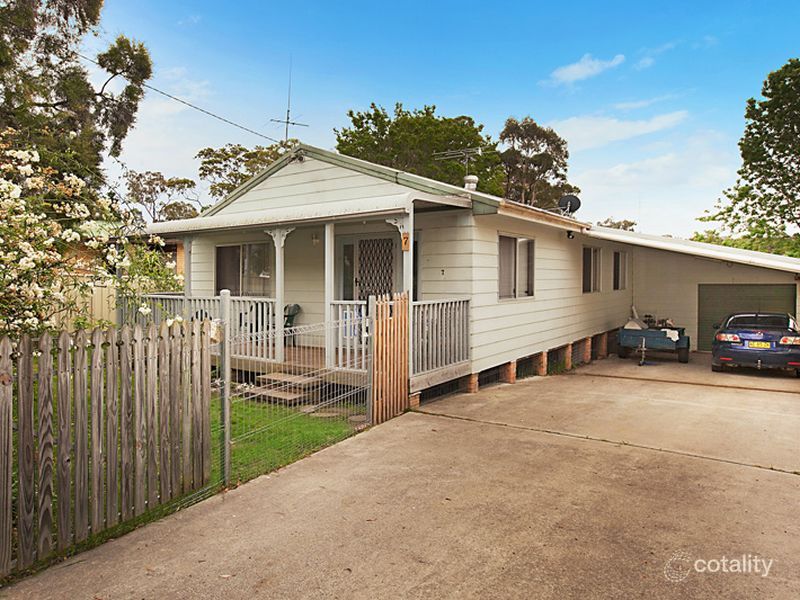 7 Frederick St, Windermere Park, NSW 2264