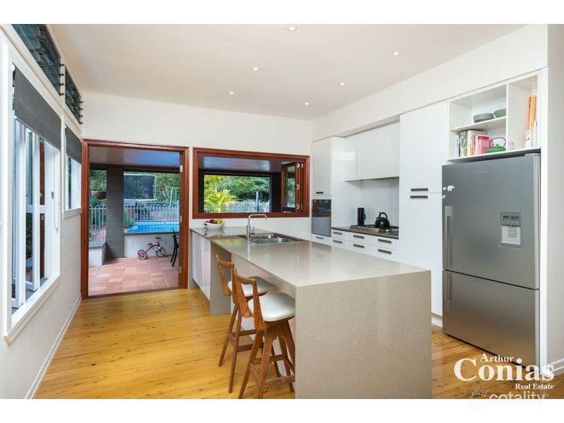 18 Paten Rd, The Gap, QLD 4061