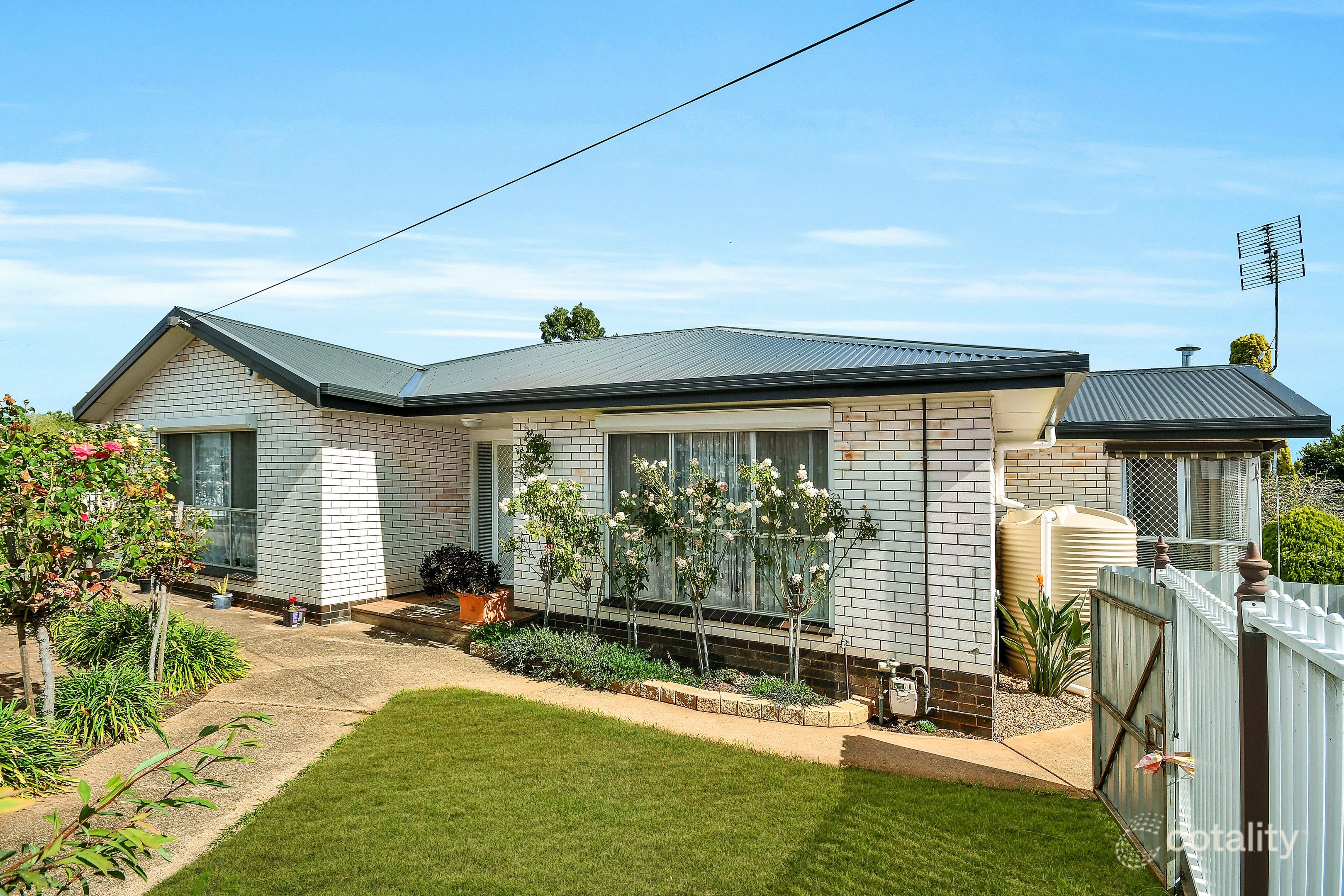 13 Alfred St, Stawell, VIC 3380