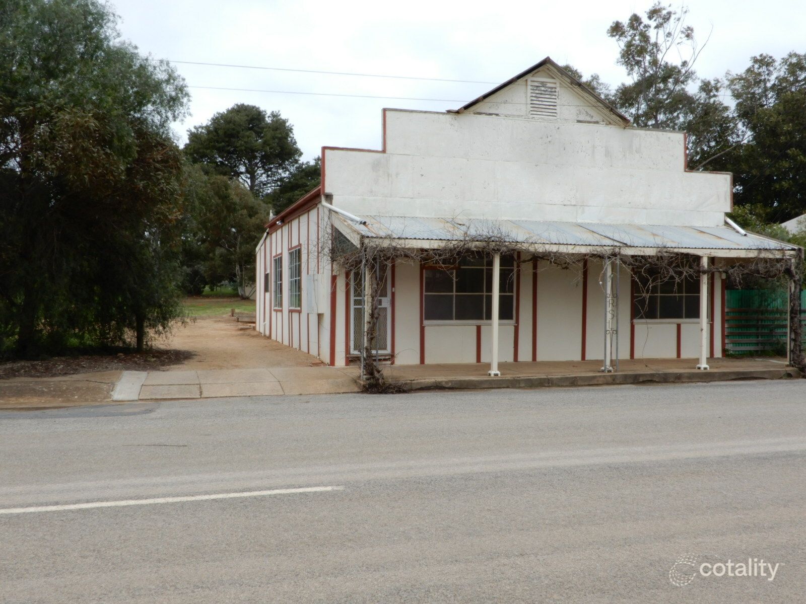 13 Bowman St, Redhill, SA 5521