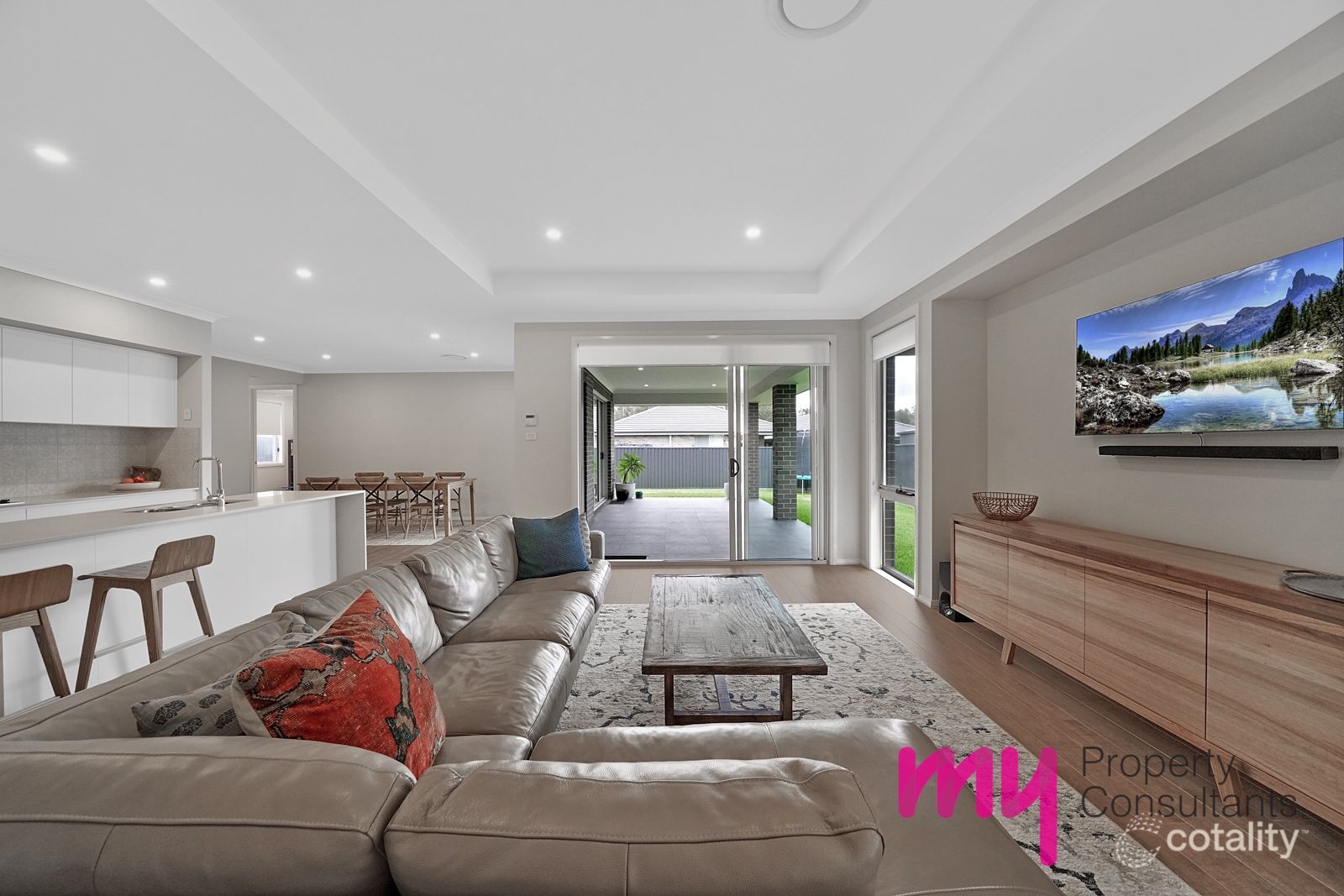 20 Banfield Dr, Oran Park, NSW 2570