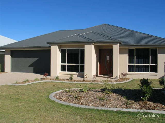 8 Narrabeen St, Blacks Beach, QLD 4740