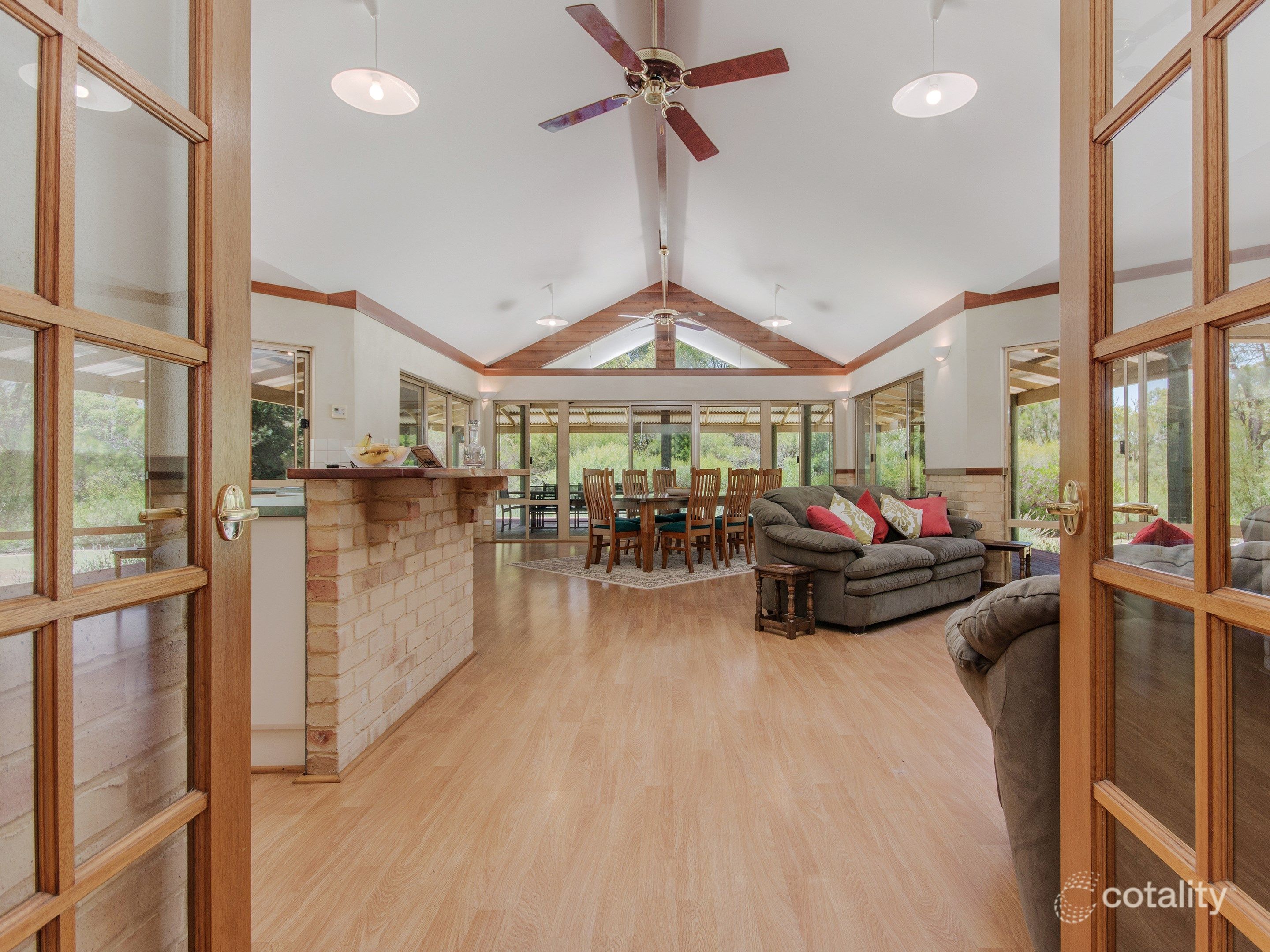 61 Mulga Dr, Parklands, WA 6180