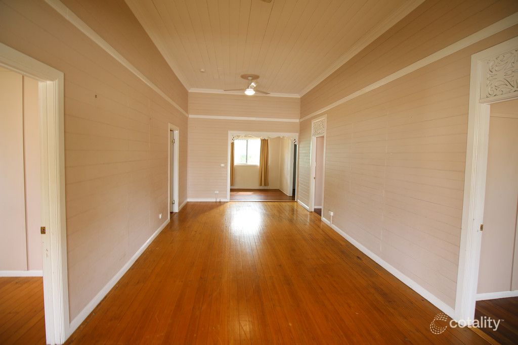 25 Nix St, West End, QLD 4810