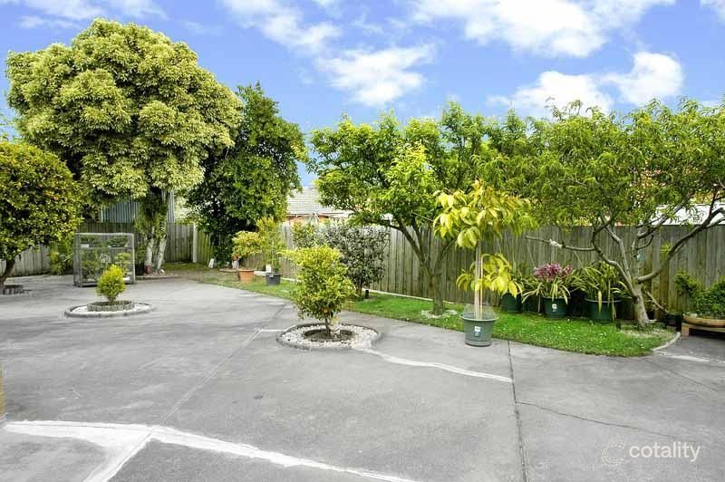 20 Hale Ct, Burwood East, VIC 3151