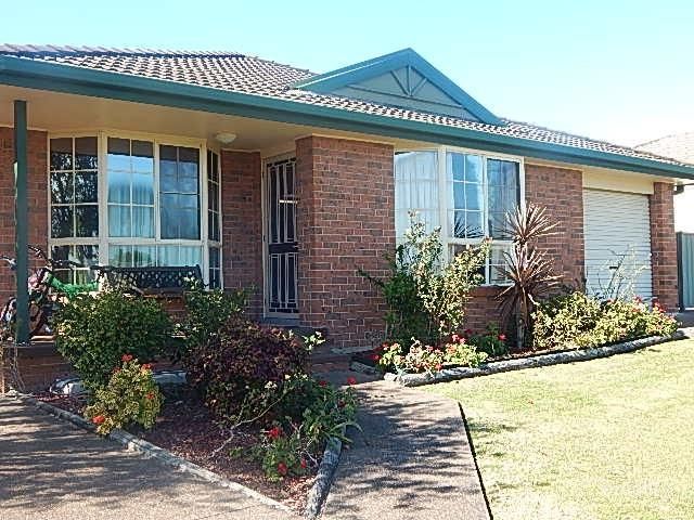 1/52 Waterbush Cres, Woodberry, NSW 2322