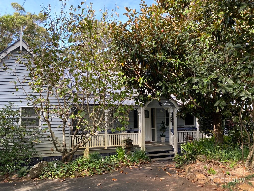 49 Kinabalu Dr, Tamborine Mountain, QLD 4272
