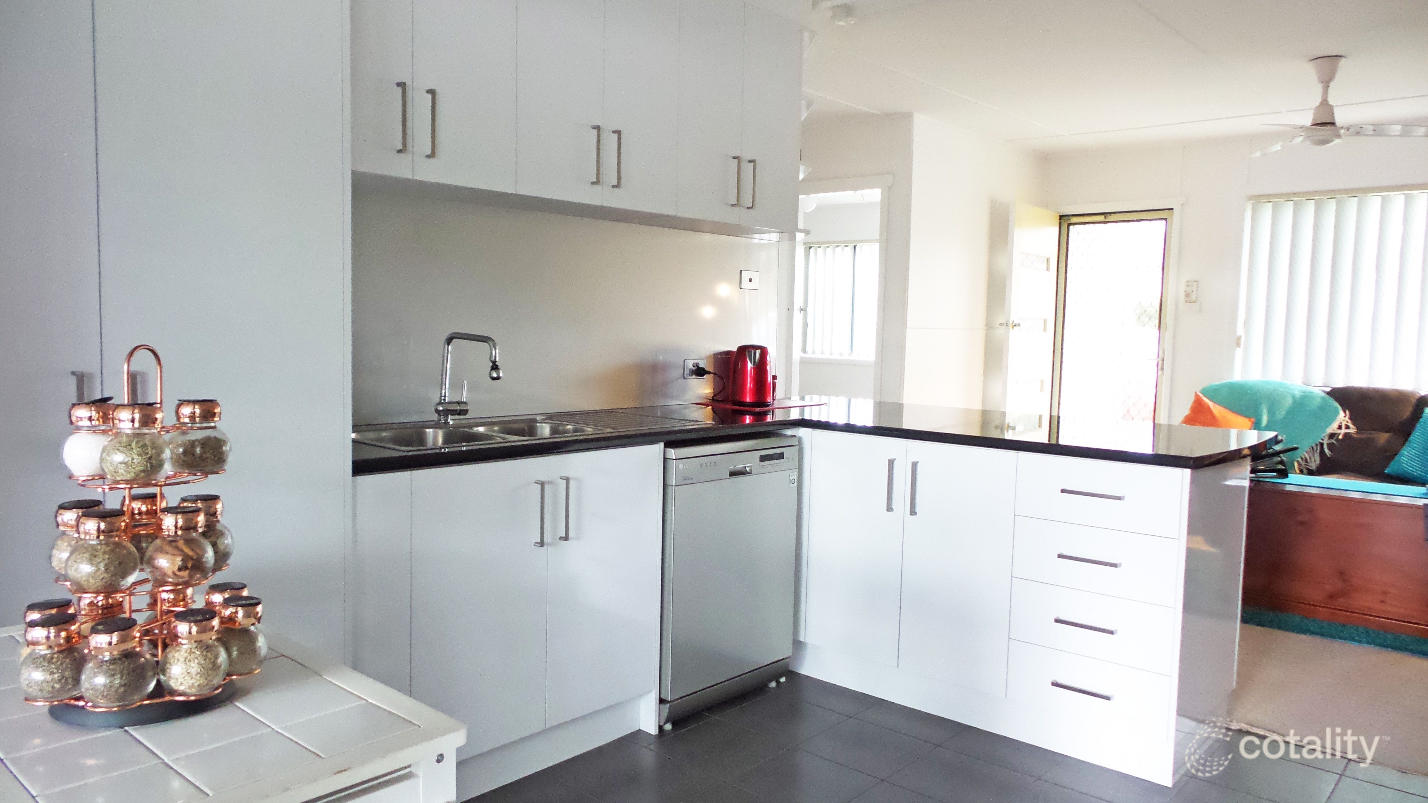 86 Albert St, Nowra, NSW 2541
