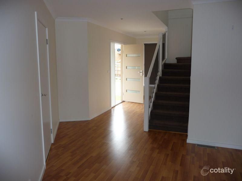 5/59 Fairholme Bvd, Berwick, VIC 3806