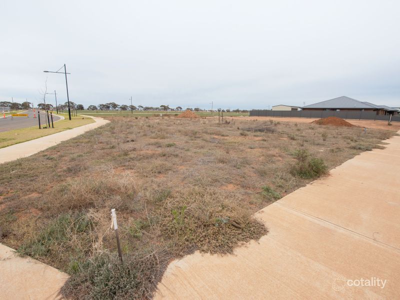 1 Sandalwood Ave, Swan Hill, VIC 3585