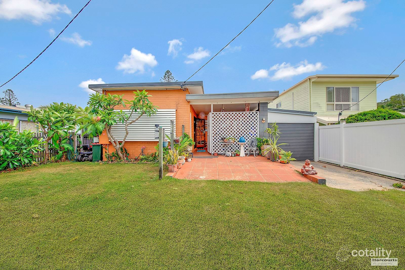 7 Meadow St, Keppel Sands, QLD 4702