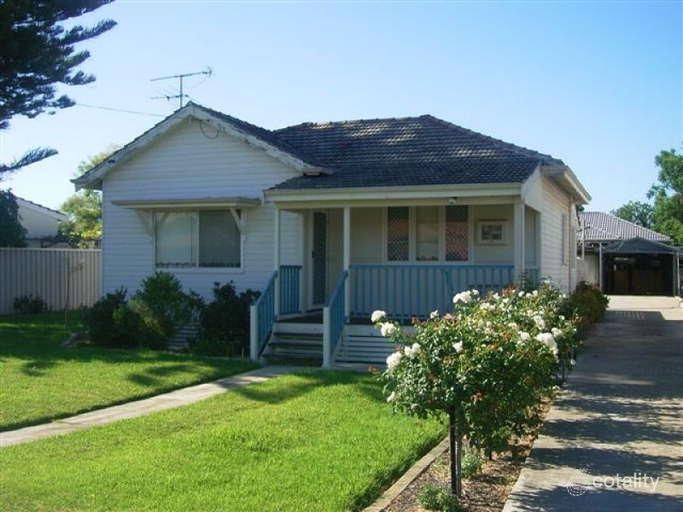 25 Stratton St, Hamilton Hill, WA 6163