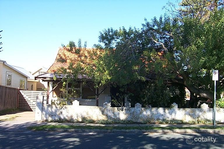 3 Lloyd St, South Fremantle, WA 6162