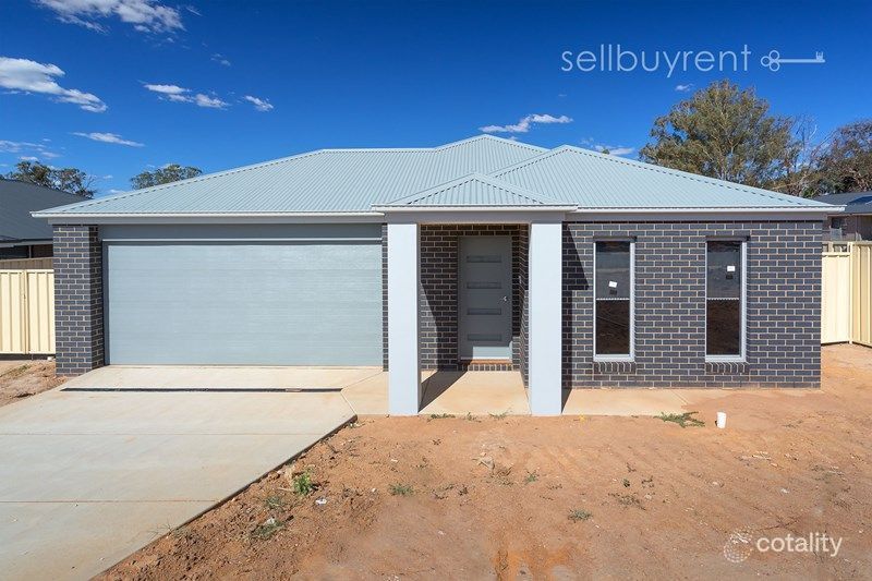 11 Lexcen St, Baranduda, VIC 3691