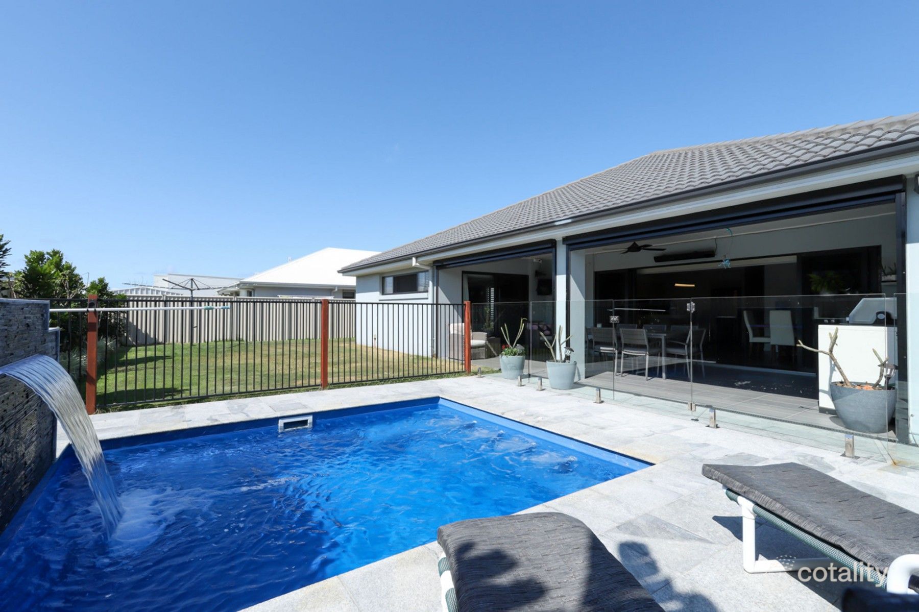 53 Macintyre Cres, Pelican Waters, QLD 4551