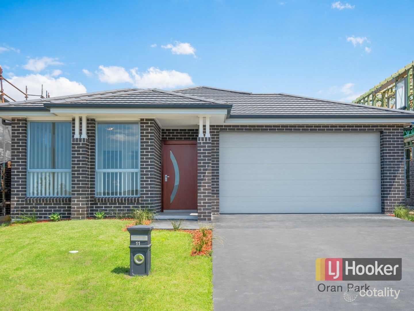 11 Seidler Pde, Oran Park, NSW 2570