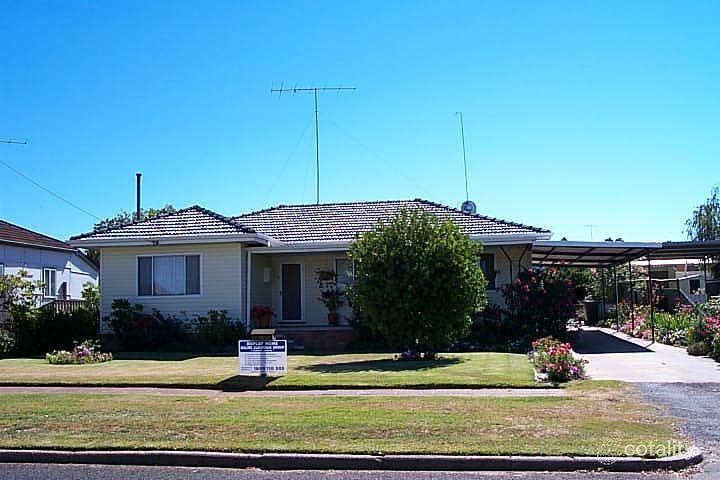 17 Muir St, Manjimup, WA 6258