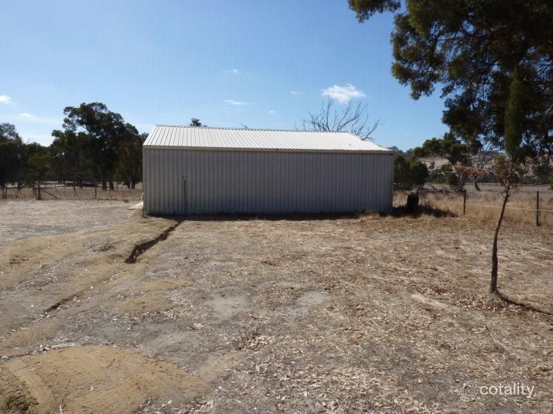 15 Lavender St, Quindanning, WA 6391