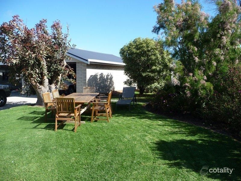 3 Esplanade, Whitemark, TAS 7255