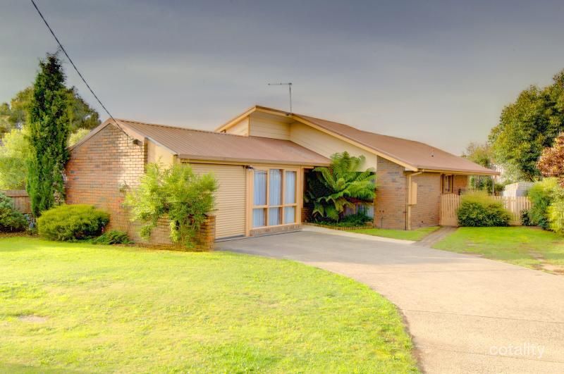 13 Glendenning St, Canadian, VIC 3350