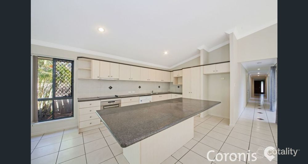 25 Hinchinbrook Cct, Forest Lake, QLD 4078