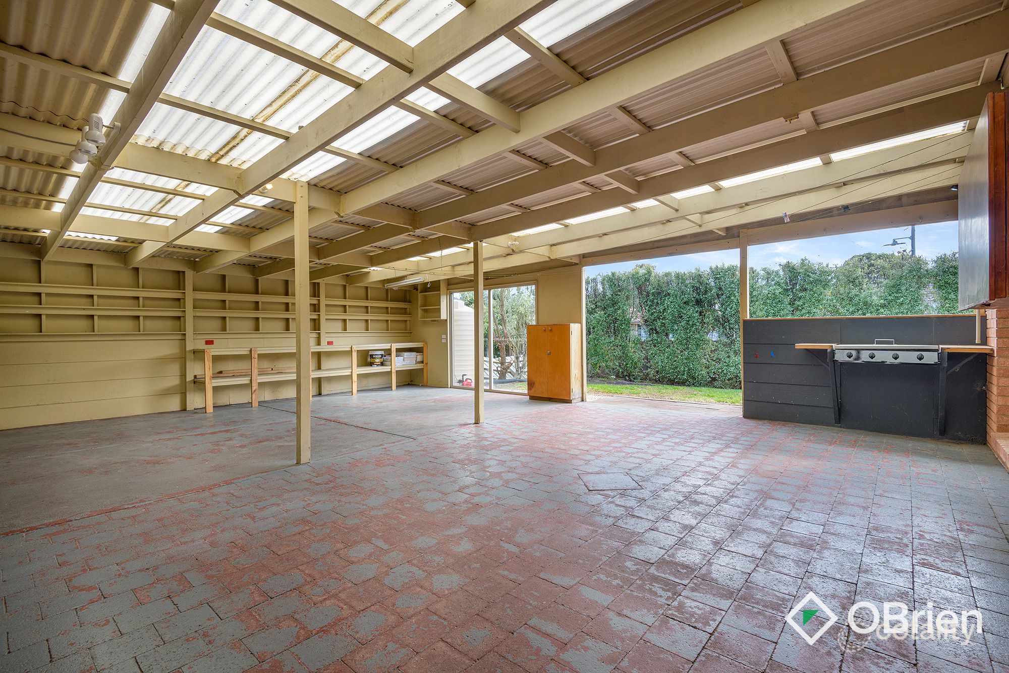 2 Lemongrass Ct, Baxter, VIC 3911