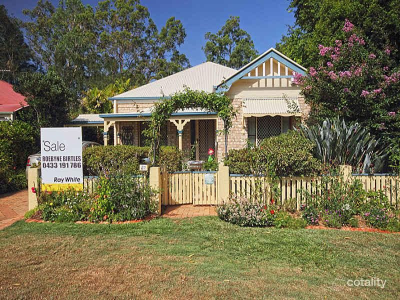 12 Grasstree Pl, Forest Lake, QLD 4078