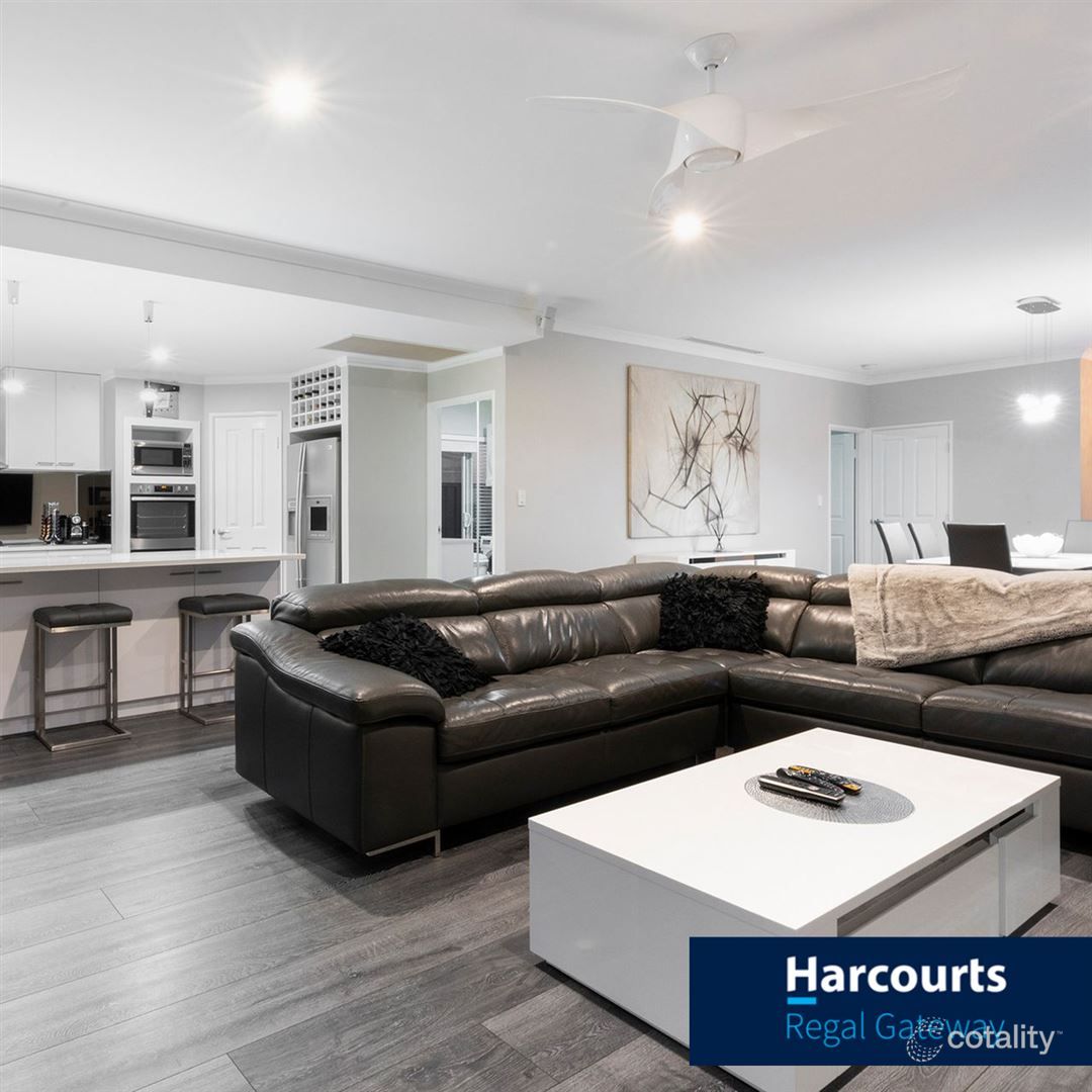 8 Cascade Rd, Wandi, WA 6167