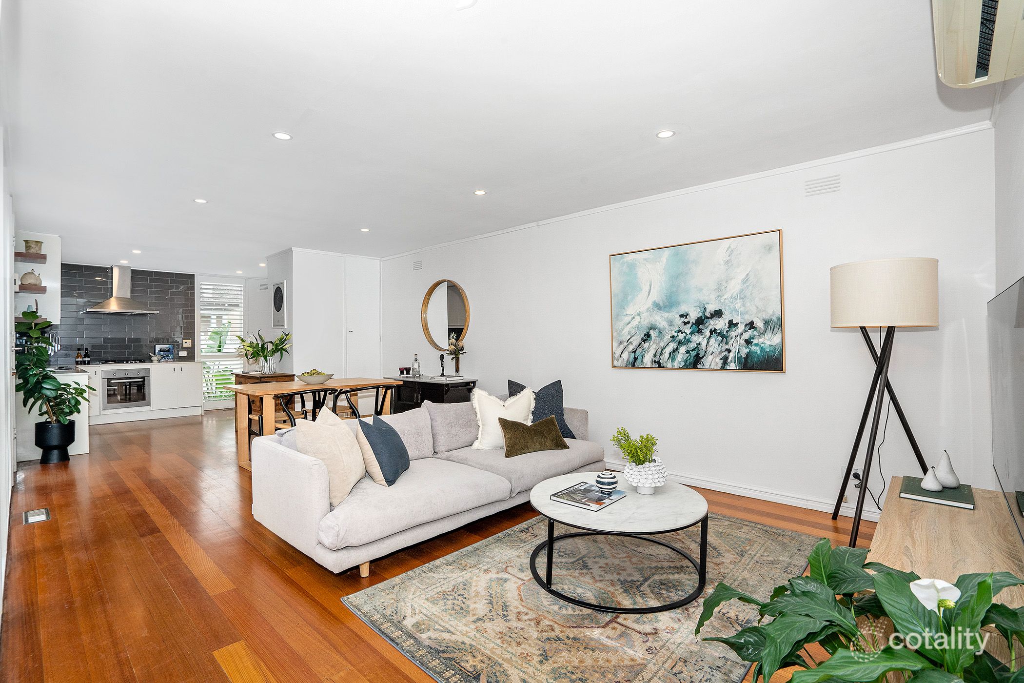 2/8 Cooloongatta Rd, Camberwell, VIC 3124