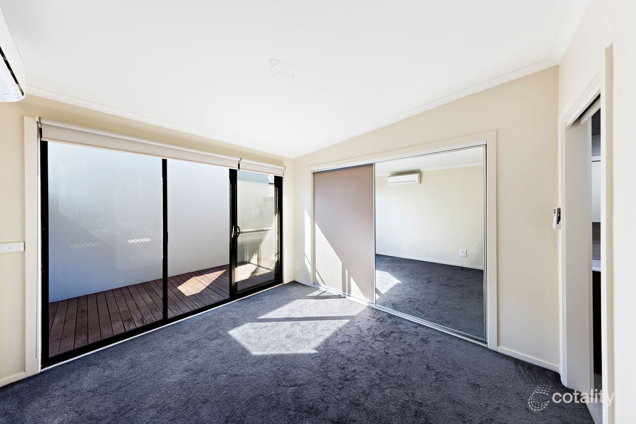 2/24 Ireland St, West Melbourne, VIC 3003